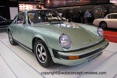 1975 Porsche 911 2.7 L S restaured Porsche Classic - Exhibit Porsche 70th Anniversary